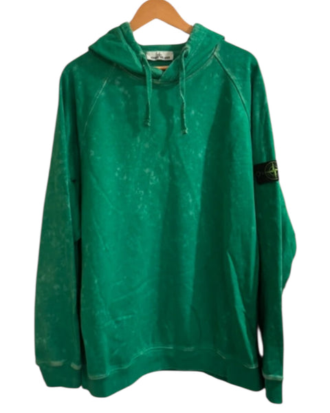 Pullover Badge Hoodie